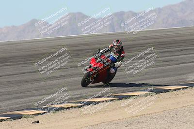 media/Oct-13-2025-Moto Forza (Mon) [[a66d839500]]/3-B Group/Session 2 (Bowl)/